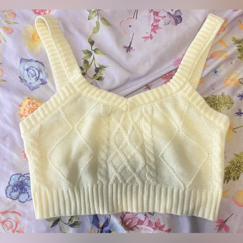 knitted cropped top